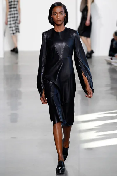 Look 19